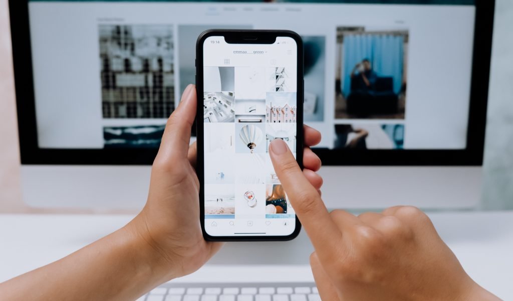 Jakie powinny być wymiary grafik na Facebooku w 2025?