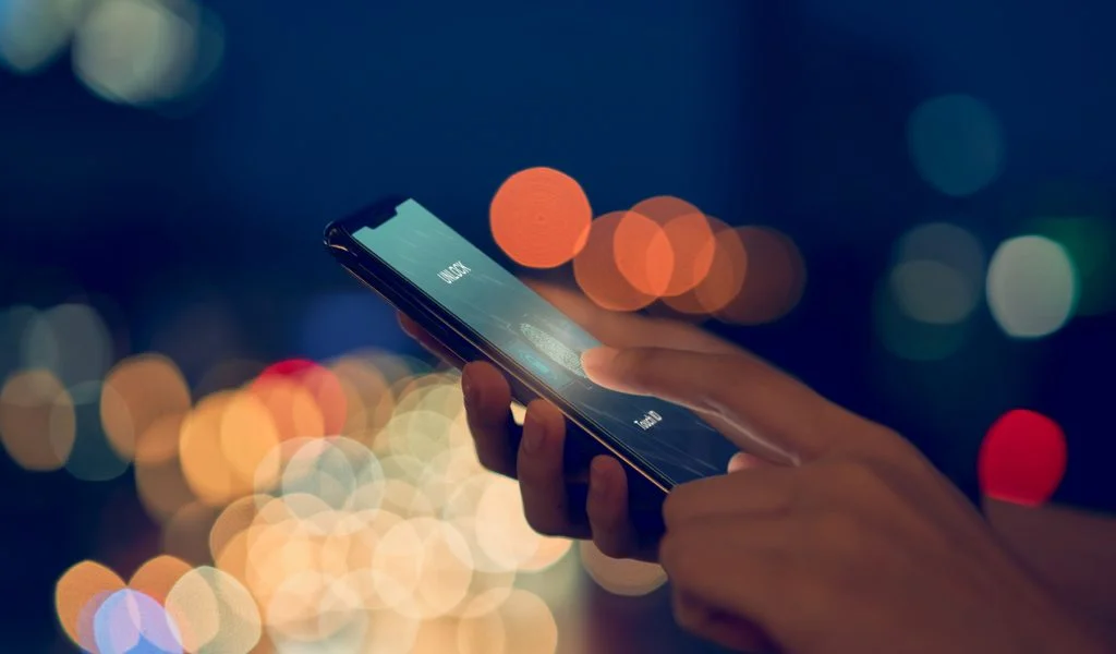 Mata na Clubhousie zajadający się lodami Ekipy. Czyli marketingowe podsumowanie 2021 roku