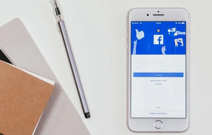 Historia Facebooka – kiedy powstał i jak się rozwija?